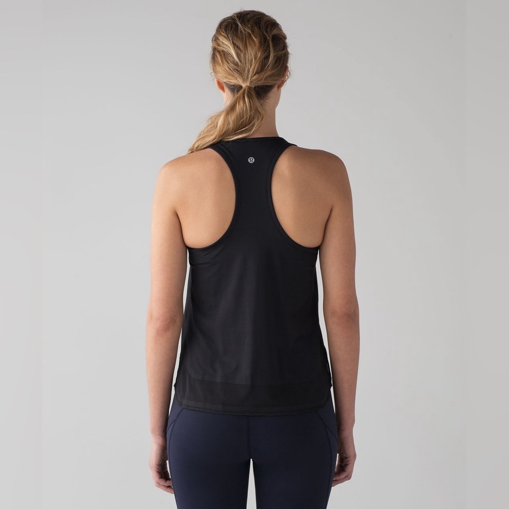 Lululemon Smooth Stride Tank (UV Protection) - Picture 6 of 7